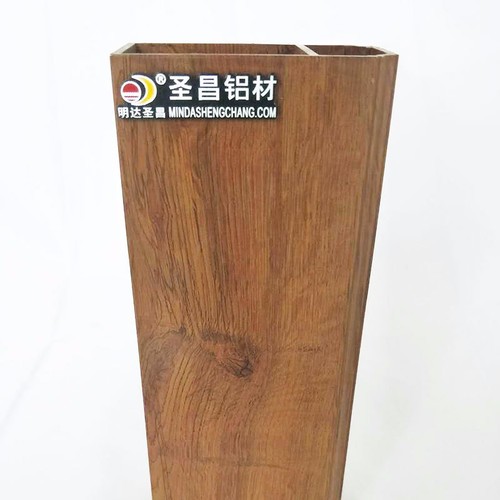 集成墻板與刮白墻哪個(gè)好 集成墻板與刮白墻哪個(gè)好